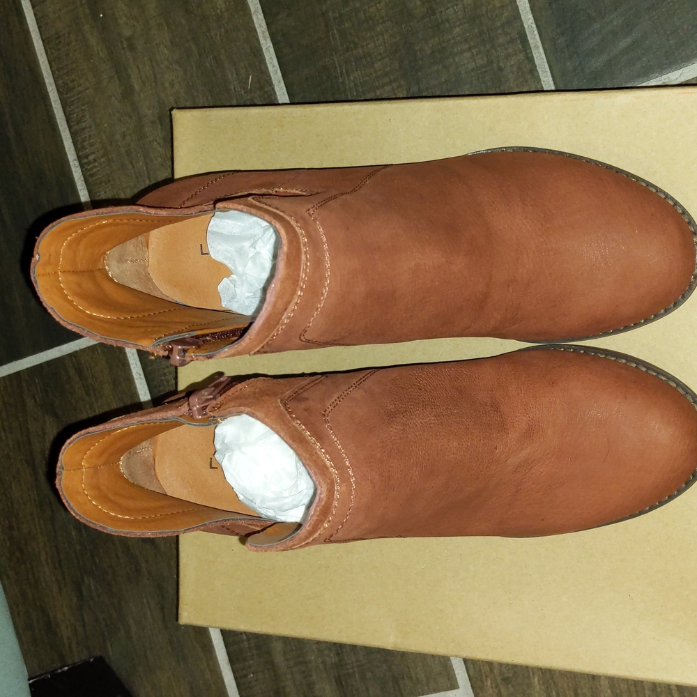 Lucky Brand Wedge Booties in "Rye", size 9.5